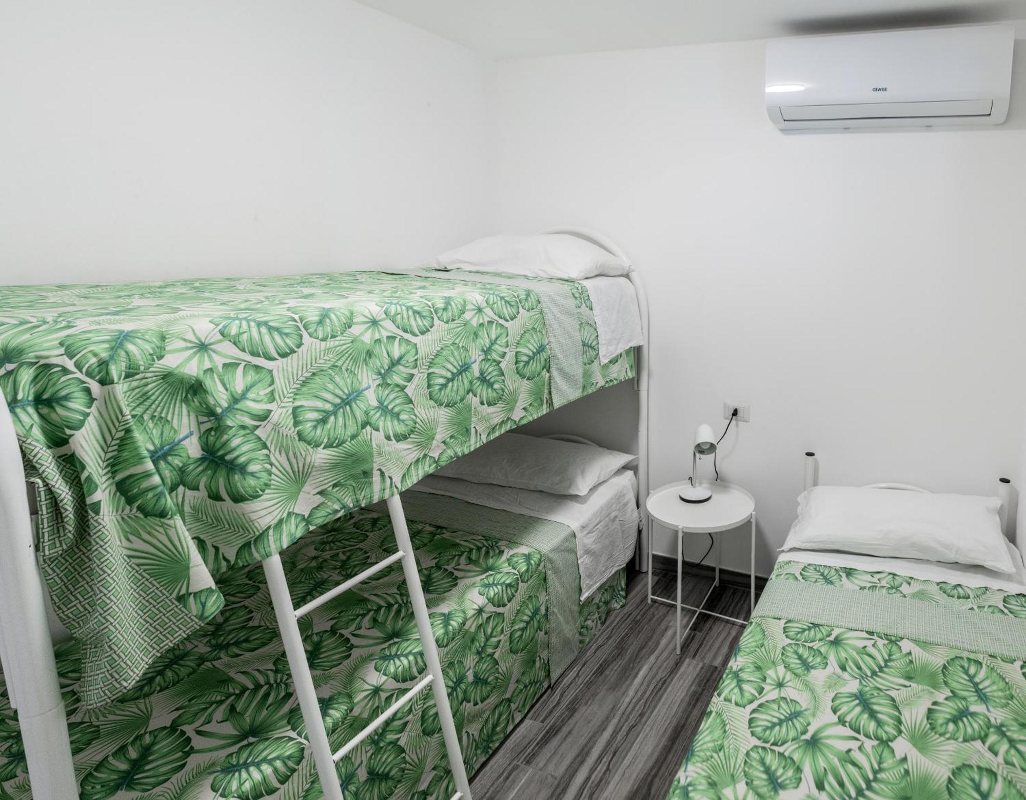 Villaggio Camping Poseidon - Bungalows & Rooms With Sea View In Nature Santa Caterina Dello Ionio Marina Kültér fotó