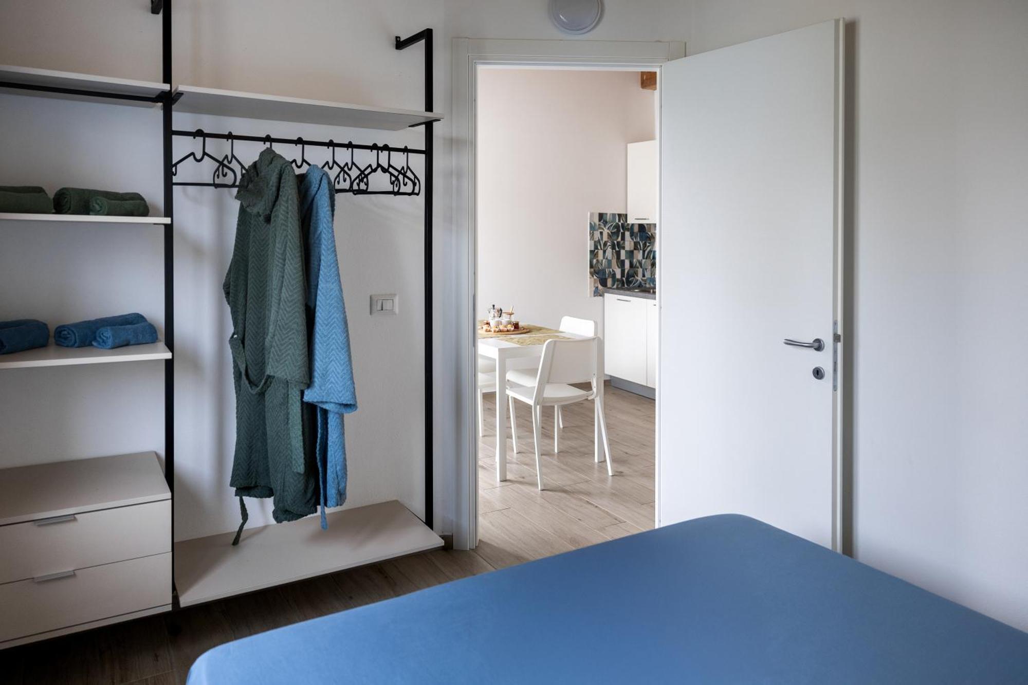 Villaggio Camping Poseidon - Bungalows & Rooms With Sea View In Nature Santa Caterina Dello Ionio Marina Kültér fotó
