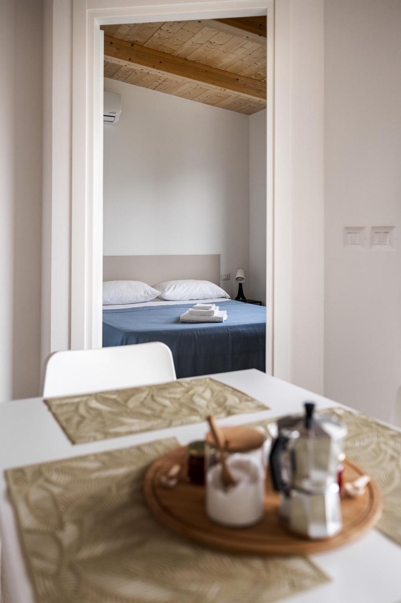 Villaggio Camping Poseidon - Bungalows & Rooms With Sea View In Nature Santa Caterina Dello Ionio Marina Kültér fotó